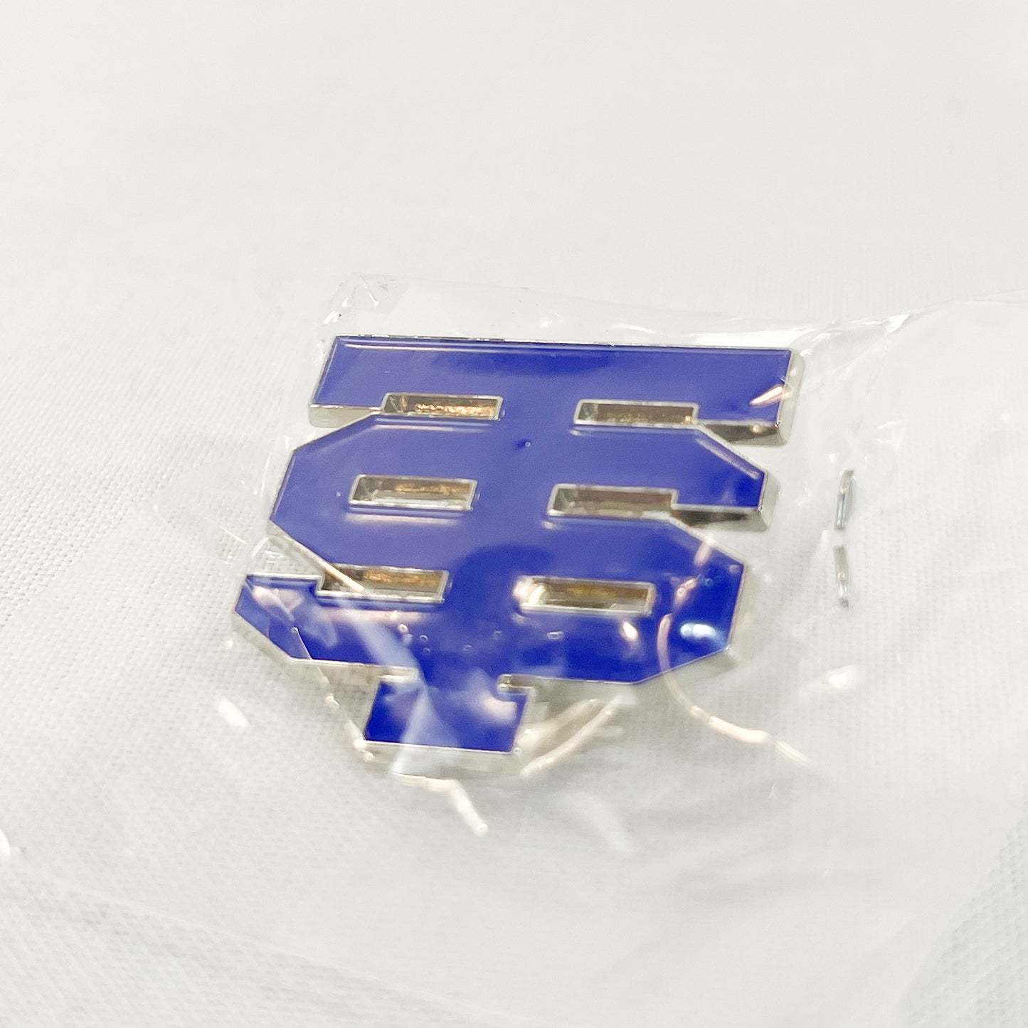 LAPEL PIN-ST
