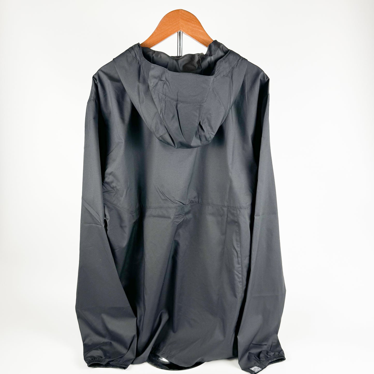 STORM CREEK WINDBREAKER BLACK
