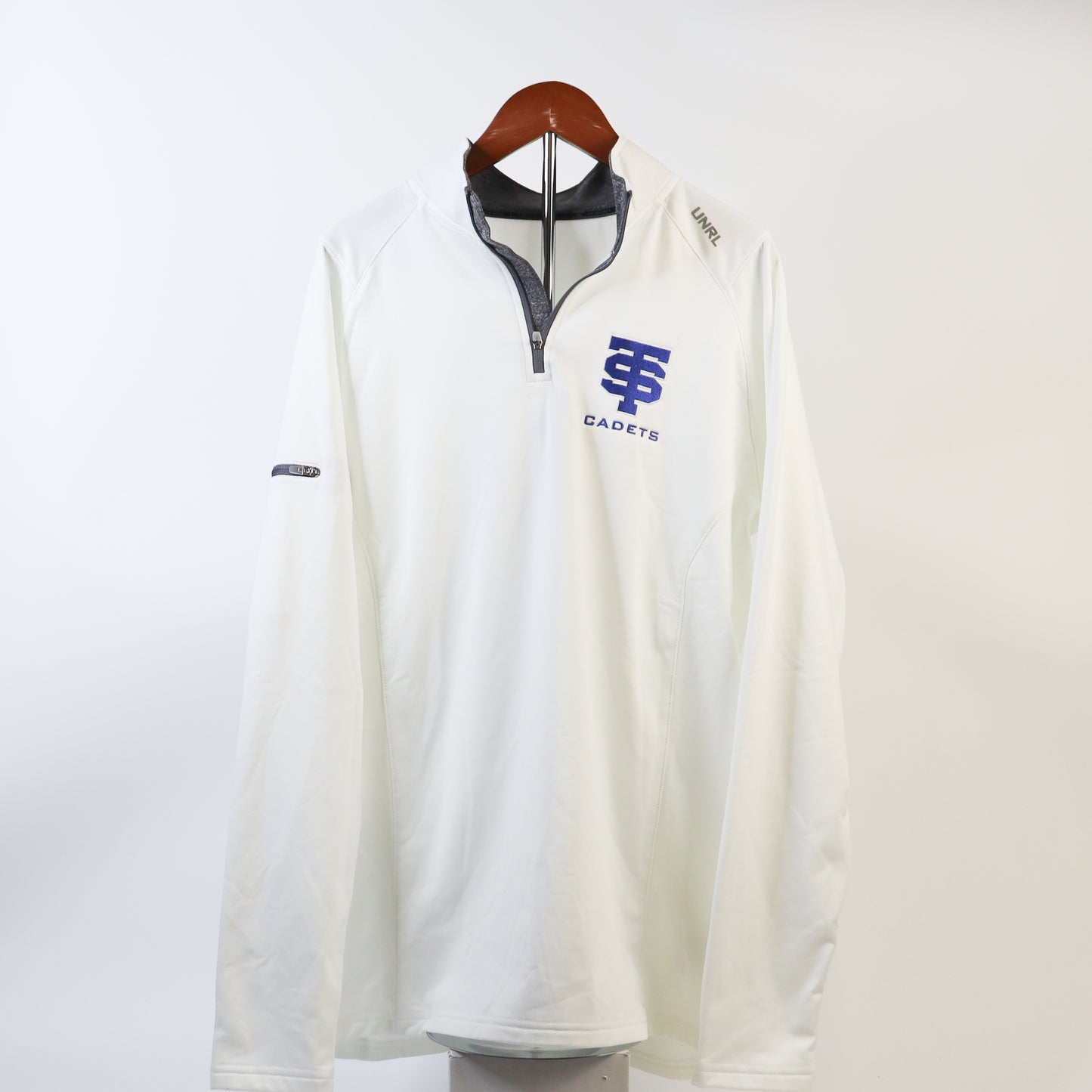 UNRL INTERLOCK QUARTER ZIP WHITE