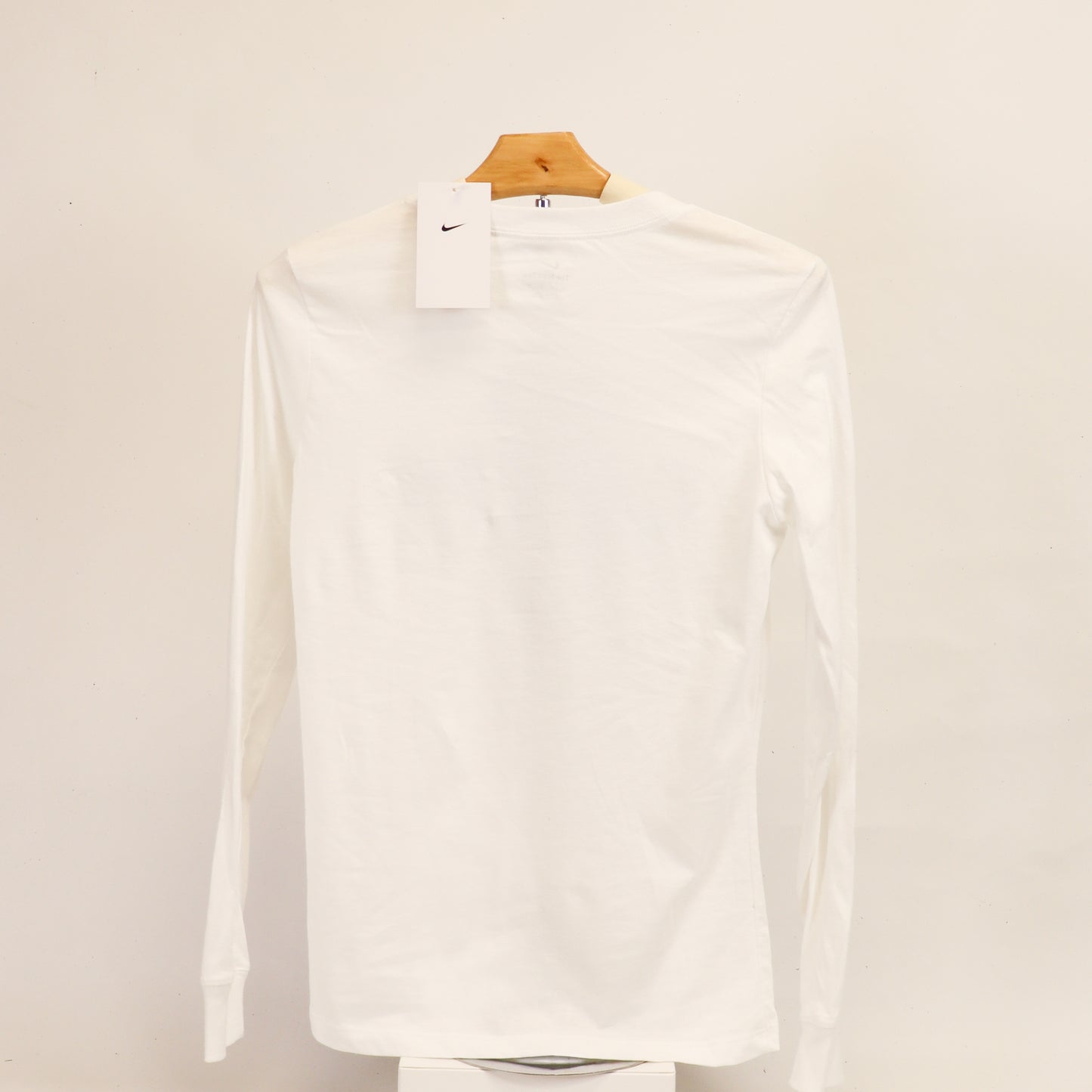 NIKE WOMENS CORE COTTON LS WHITE