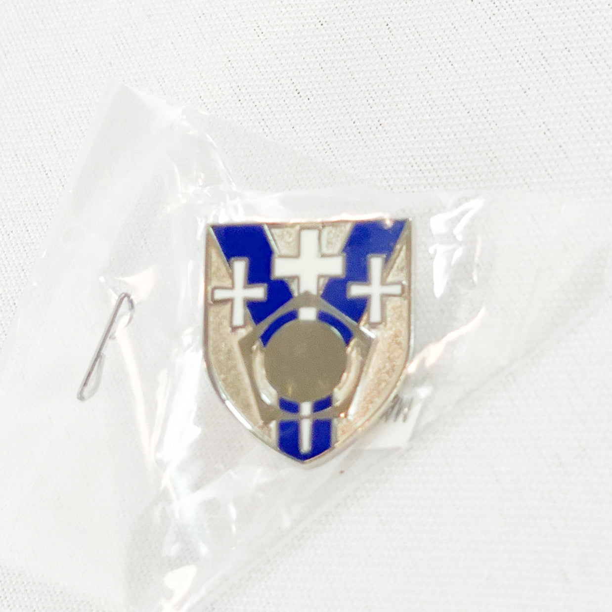 LAPEL PIN-SHIELD
