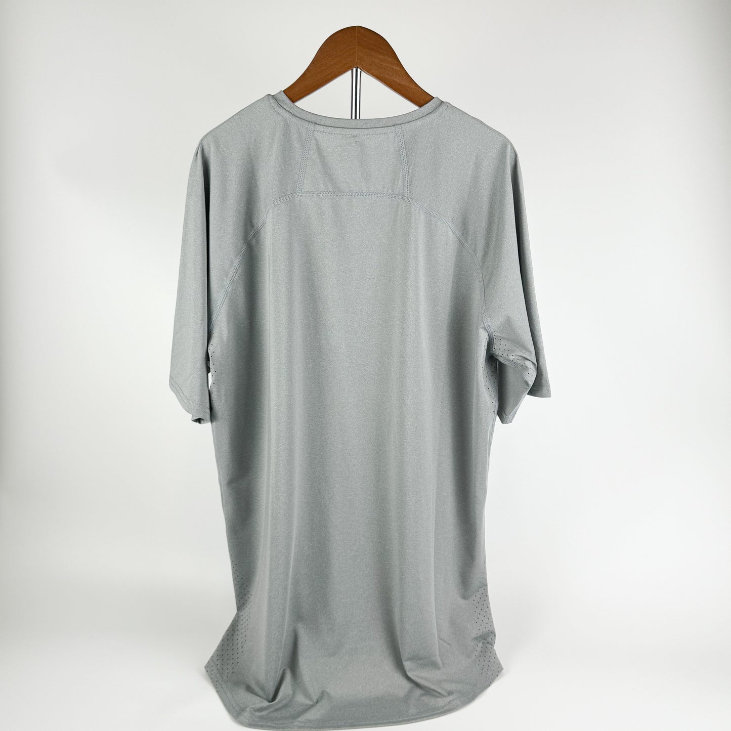 UNRL STRIDE TSHIRT GRAY